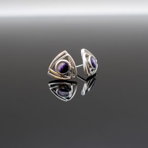Squiggle Studs