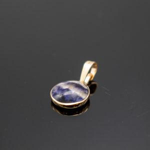 Small Round 9ct Gold Pendant