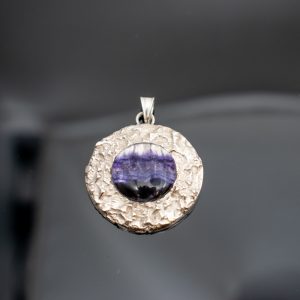 Fancy Edge Pendant