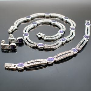Matched set Necklet, Bracelet and Earrings