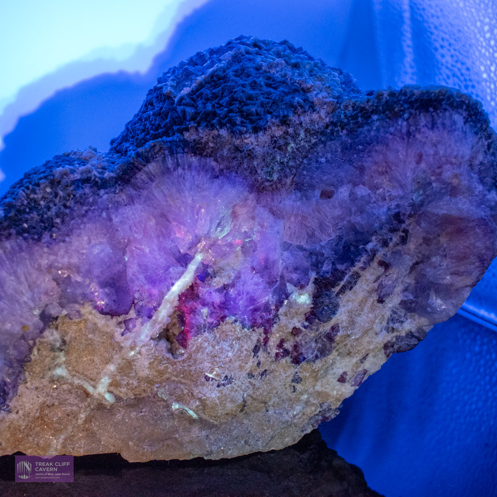 X Large specimen - Millers Vein 2021 UV reactive - Image 11