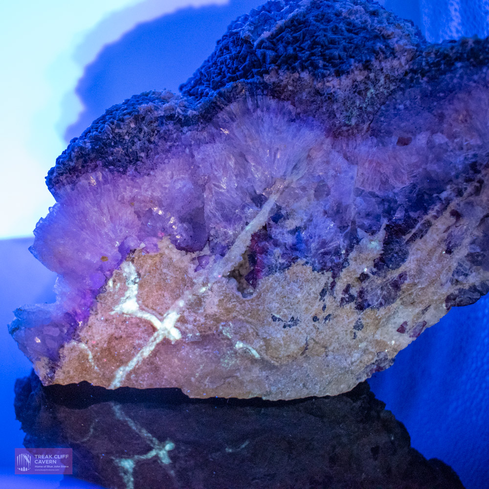 X Large specimen - Millers Vein 2021 UV reactive - Image 12